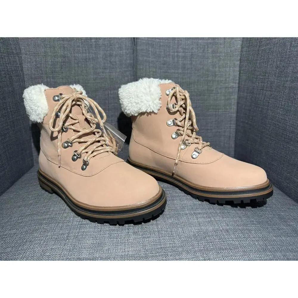 Torrid Boots Womens Size 8W Beige Faux Shearling Lace Up Winter Hiking Fur Trim